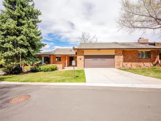 More Details about MLS # 3262363 : 2615 OAK DR 5 LAKEWOOD CO 80215