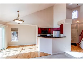 Photo #5: 3273373 Listing