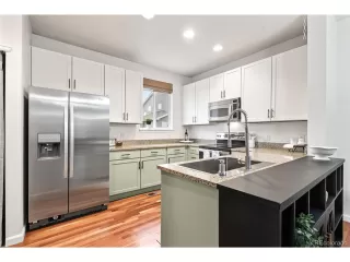 Photo #3: 3280689 Listing 