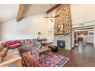 Photo #2: 3281876 Listing 