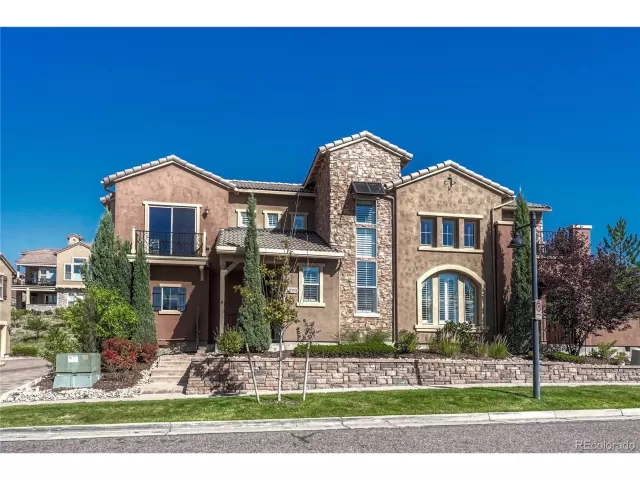 MLS: 3284059 Condo For Sale