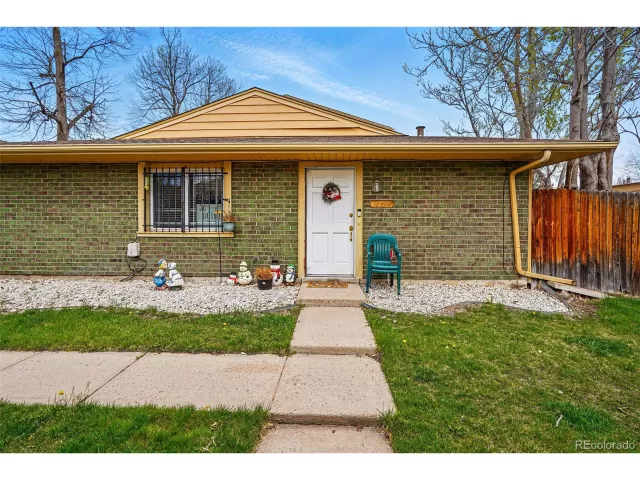 MLS: 3285003 Condo For Sale