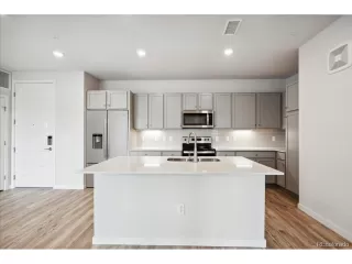 Photo #5: 3295418 Listing