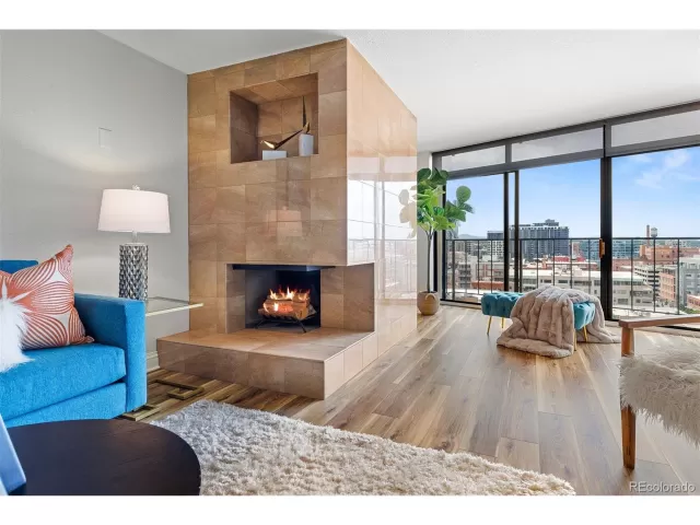 MLS: 3296818 Condo For Sale