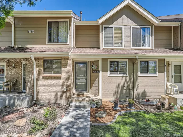 MLS: 3298172 Condo For Sale