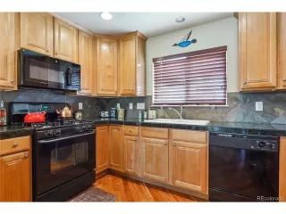 Photo #5: 3303116 Listing 