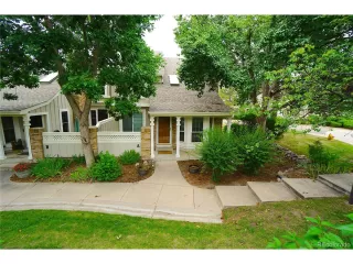 Photo #2: 3304998 Listing