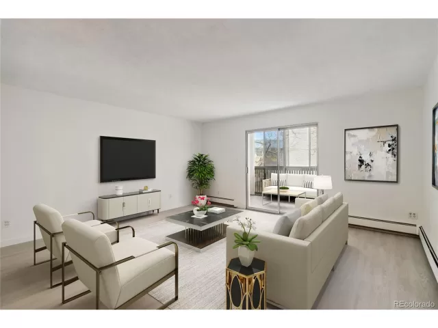 MLS: 3307260 Condo For Sale