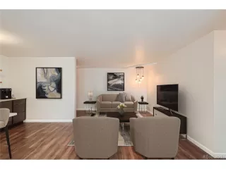 Photo #5: 3308199 Listing