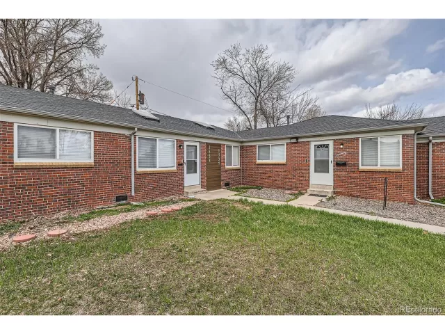 MLS: 3312232 Condo For Sale