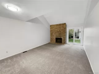 Photo #2: 3312560 Listing 