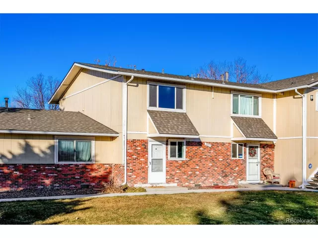 MLS: 3313007 Condo For Sale