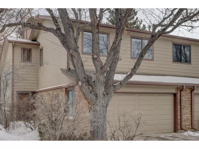 MLS: 3314496 Condo For Sale