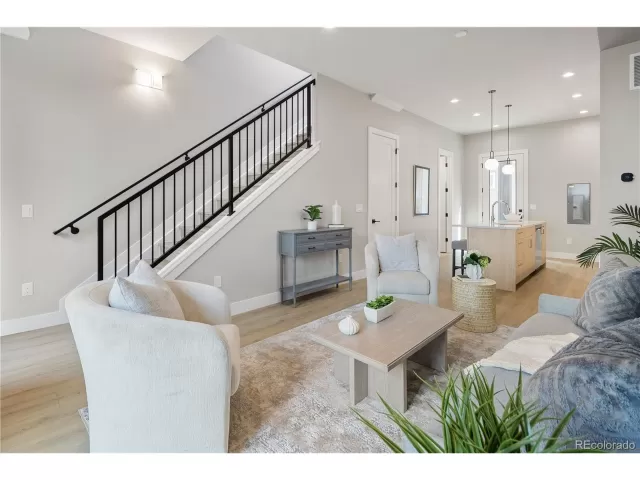 MLS: 3314880 Condo For Sale