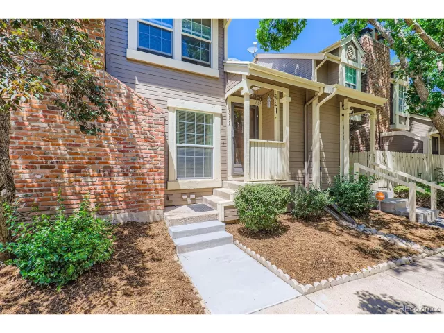 MLS: 3314912 Condo For Sale