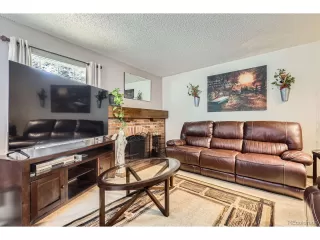 Photo #5: 3314912 Listing