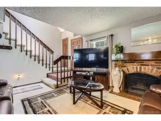 Photo #6: 3314912 Listing