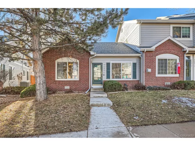 MLS: 3316480 Condo For Sale