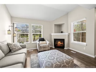 Photo #6: 3318927 Listing