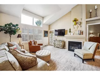 Photo #3: 3324623 Listing 