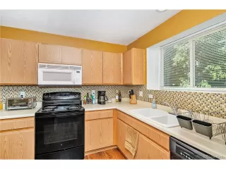 Photo #6: 3324795 Listing 