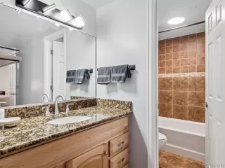 Photo #6: 3327853 Listing