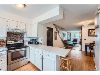 Photo #4: 3328213 Listing 
