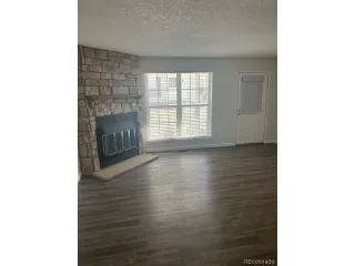 Photo #2: 3330540 Listing 