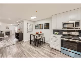 Photo #5: 3331791 Listing