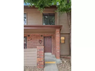 Photo #2: 3331883 Listing