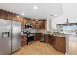 Photo #3: 3332594 Listing