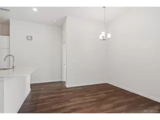 Photo #5: 3332768 Listing