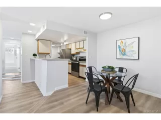 Photo #6: 3333718 Listing