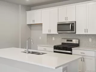 Photo #2: 3333970 Listing