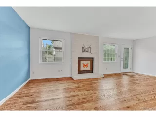 Photo #5: 3334033 Listing 