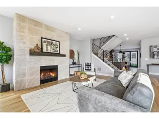 Photo #3: 3334086 Listing 