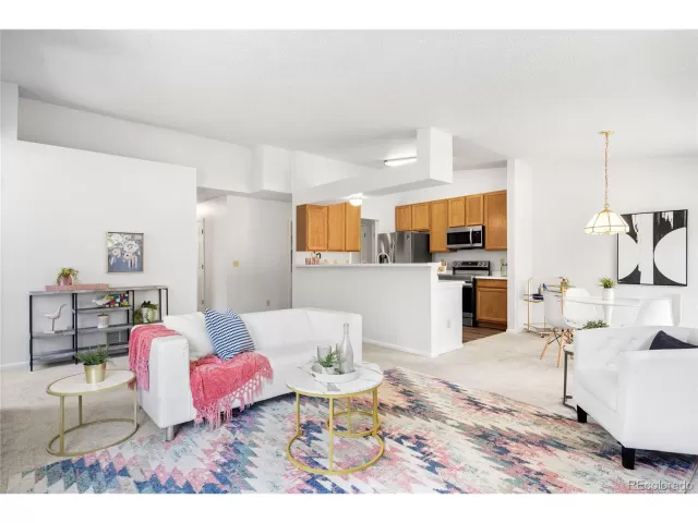 MLS: 3334117 Condo For Sale