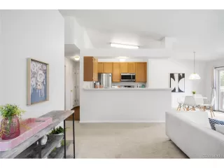 Photo #5: 3334117 Listing