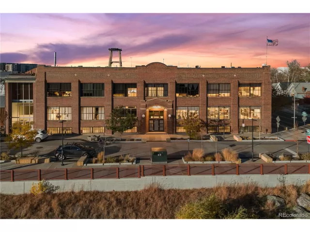 MLS: 3339796 Condo For Sale