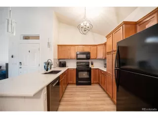 Photo #5: 3340158 Listing 