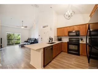 Photo #6: 3340158 Listing 