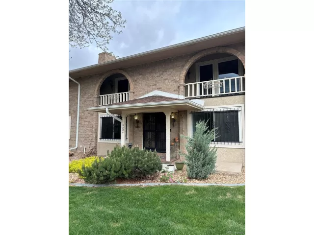 MLS: 3342928 Condo For Sale