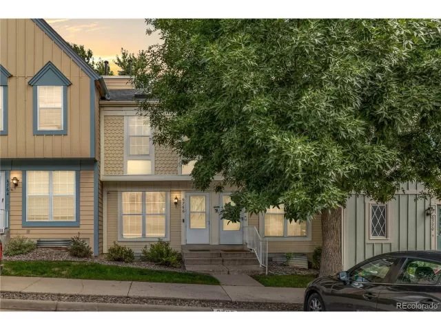 MLS: 3344346 Condo For Sale