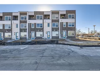 More Details about MLS # 3344814 : 376 GENEVA ST AURORA CO 80010