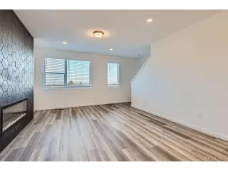 Photo #3: 3344814 Listing