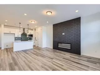 Photo #5: 3344814 Listing