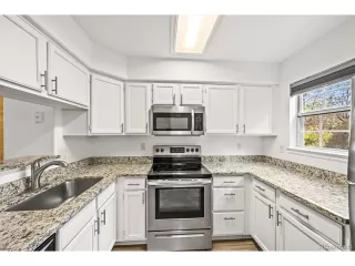 Photo #3: 3350665 Listing 