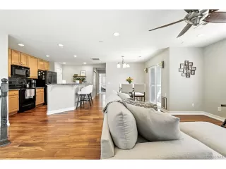 Photo #4: 3351669 Listing