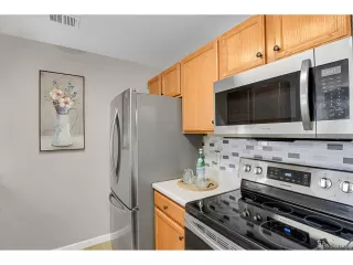 Photo #4: 3354404 Listing 