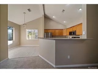 Photo #4: 3355407 Listing 